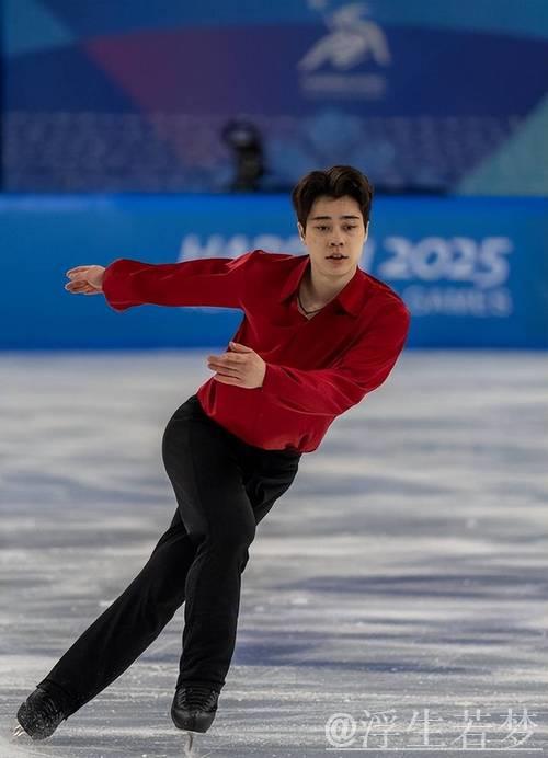 花滑世锦赛落幕 中国选手戴大卫成功拿下冬奥入场券
