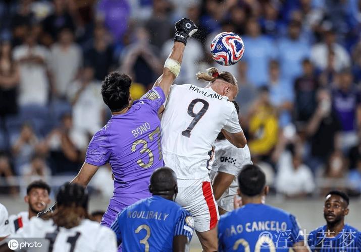 布努神级发挥！10次扑救力挽狂澜，曼城加时赛30脚射门狂进3球