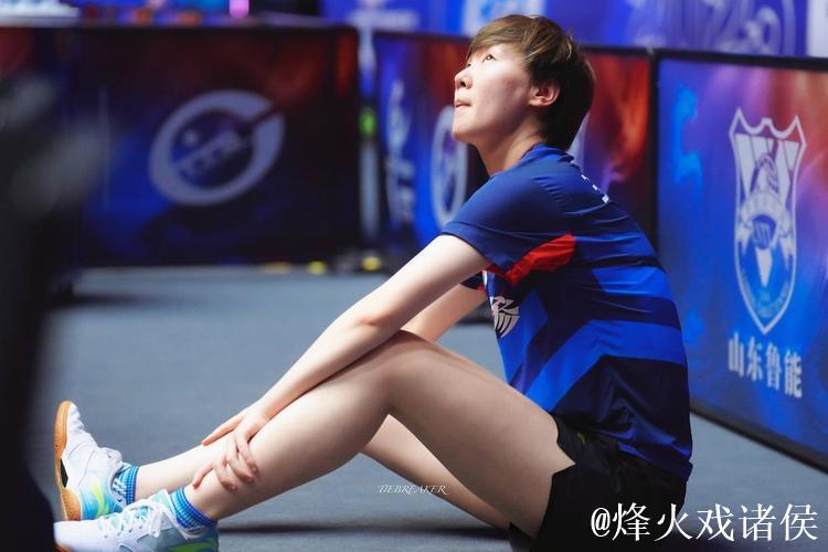 王曼昱4-3力克范思琦 挺进十五运会女单16强